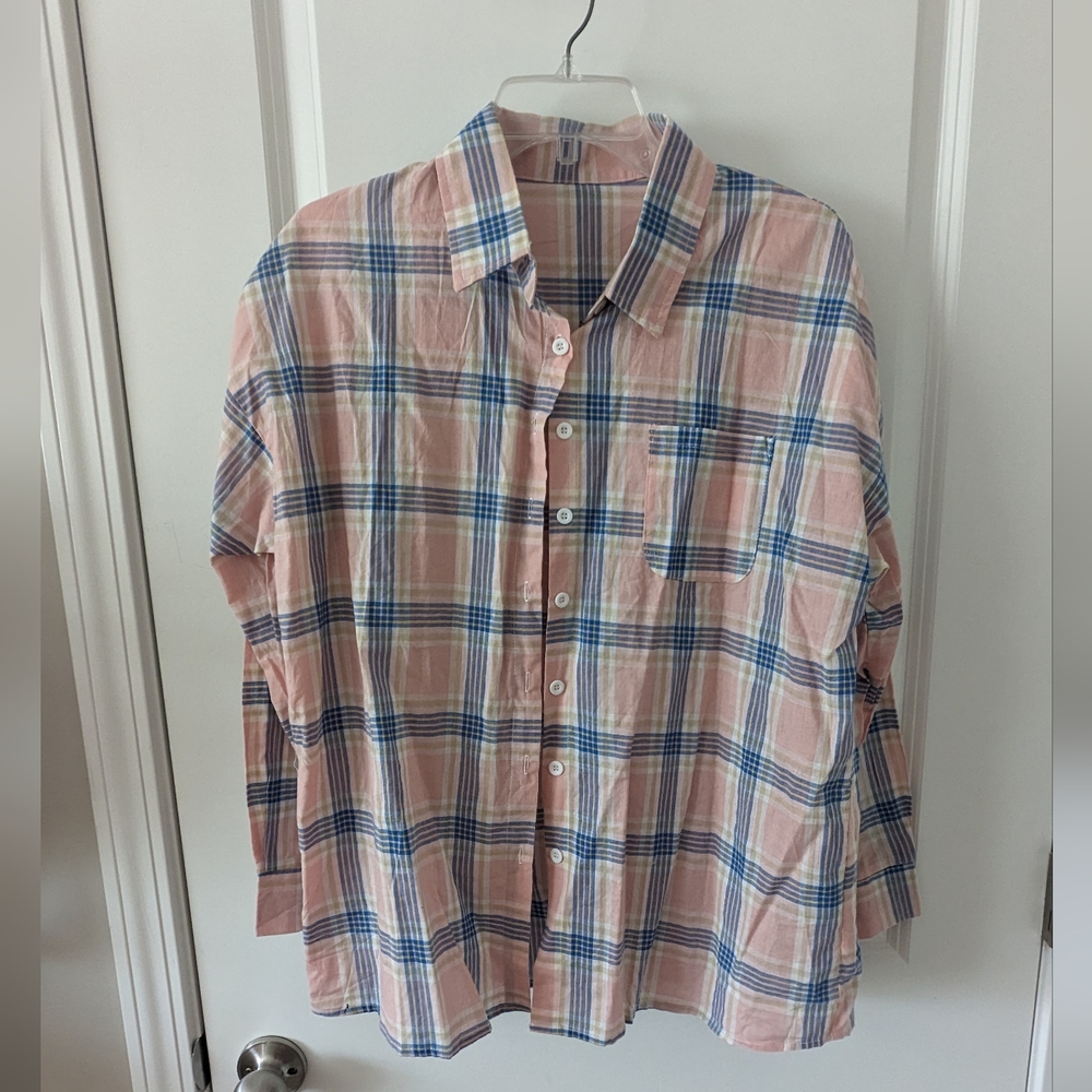💗Pink plaid button up